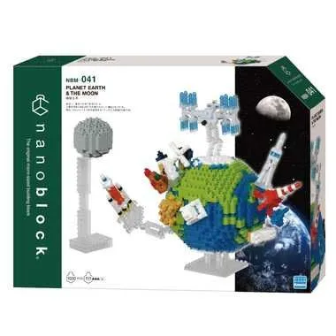 Kawada Nanoblock Planet Earth & The Moon — view 1