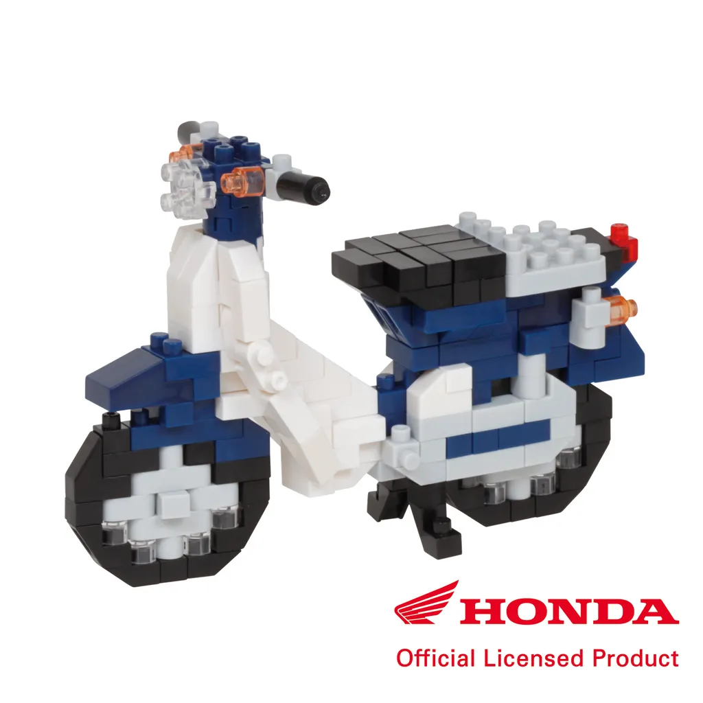 Honda Super Cub 50 (blue) — view 1