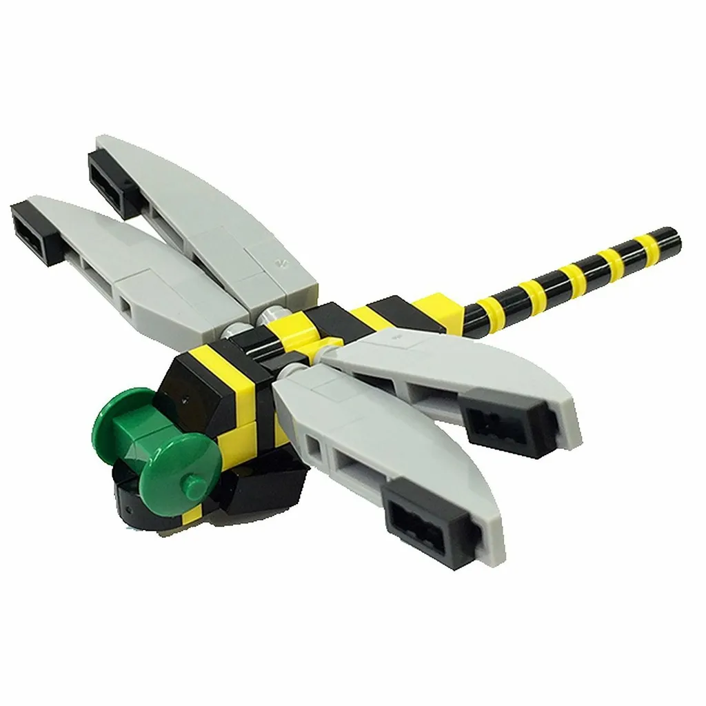Kawada PBH-012 nanoblock plus Golden-ringed Dragonfly — view 1